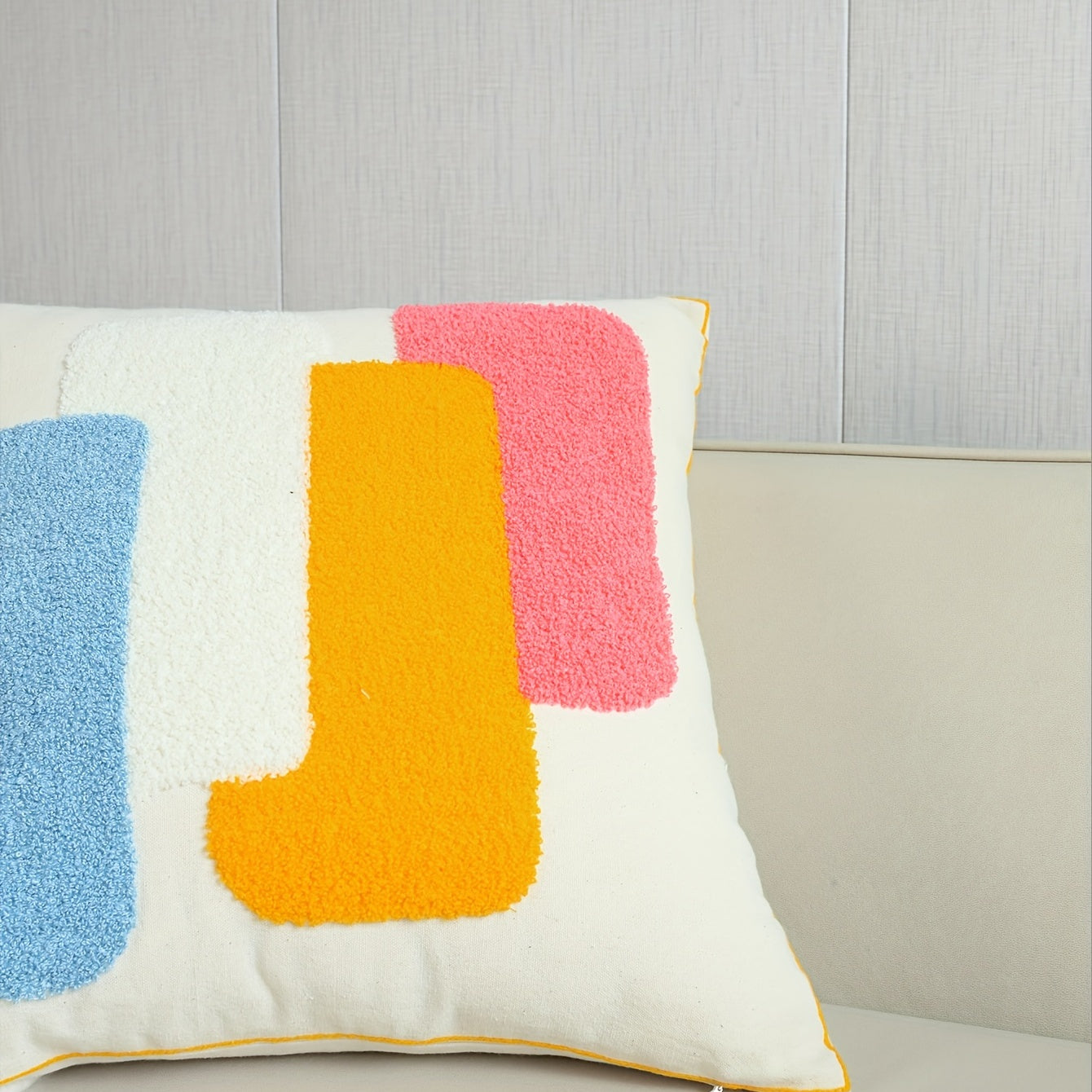Stylish Geometric Pattern Cushion Cover