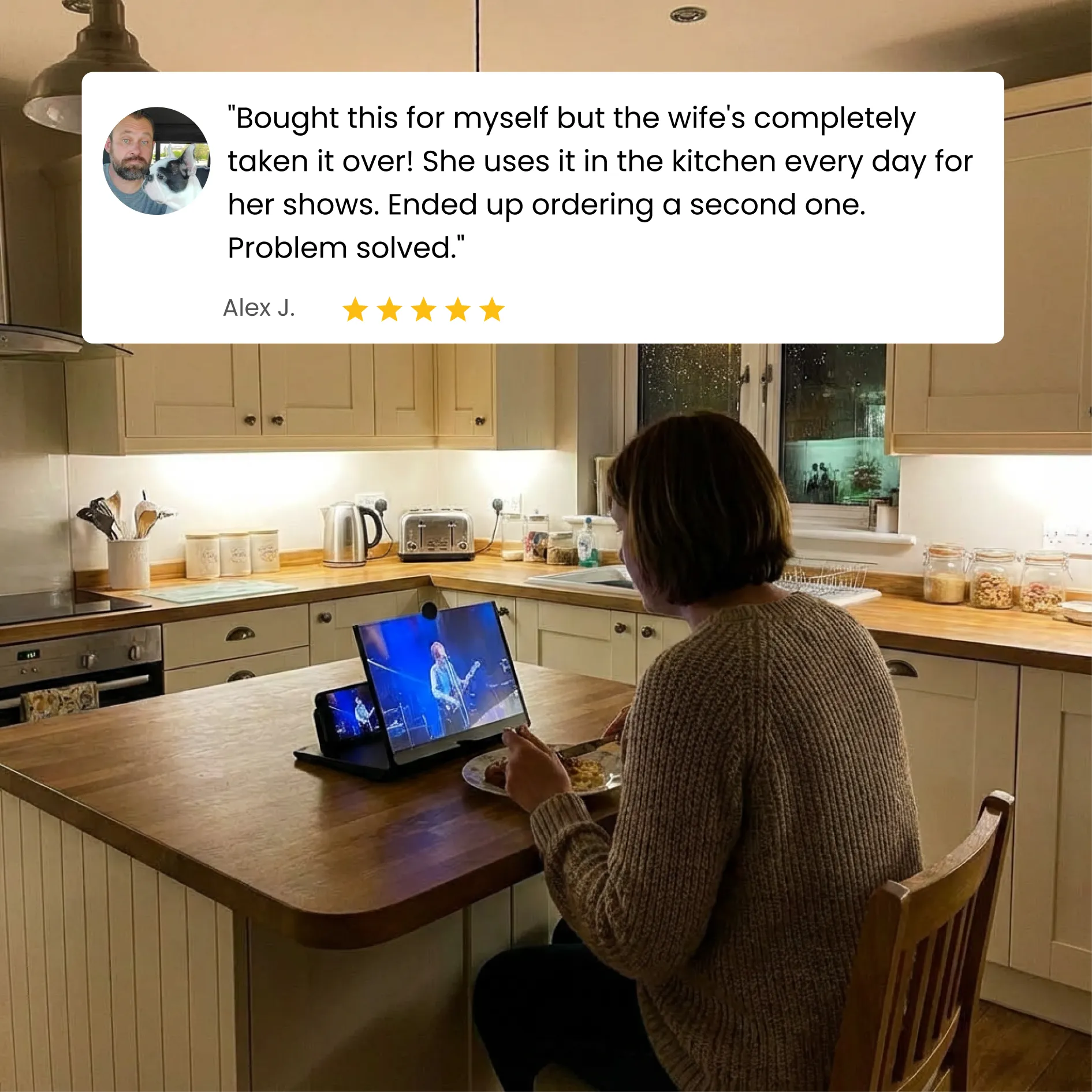 Pull-Out Mobile Phone Screen Amplifier